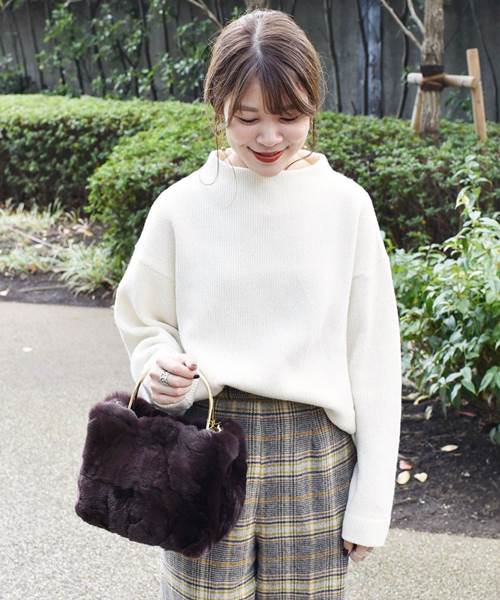 �O��ňقȂ�\��������Ă����v���I�[�o�[�\���t����